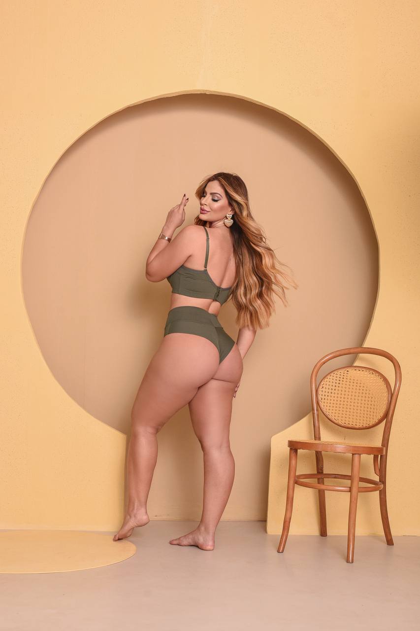 Deborah Set - More Than Bela